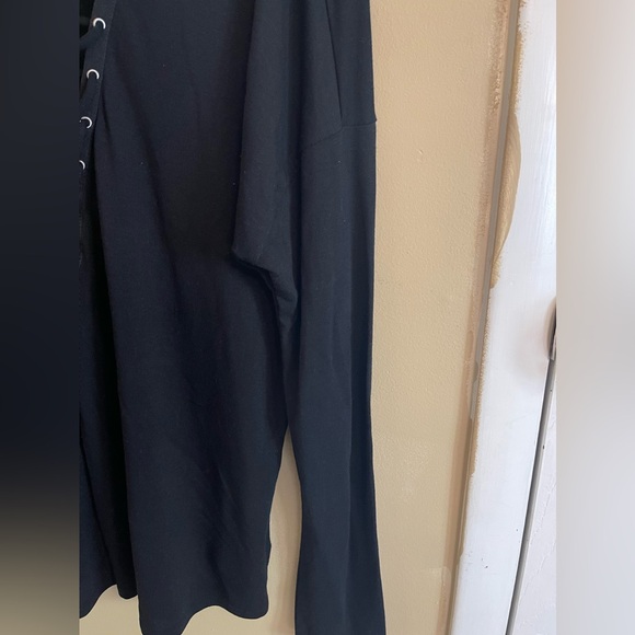 Express long sleeve top in size small - Picture 3 of 5
